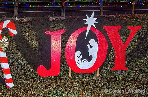 JOY_P1230190-2.jpg - Celebration of Lights display photographed at Smiths Falls, Ontario, Canada.